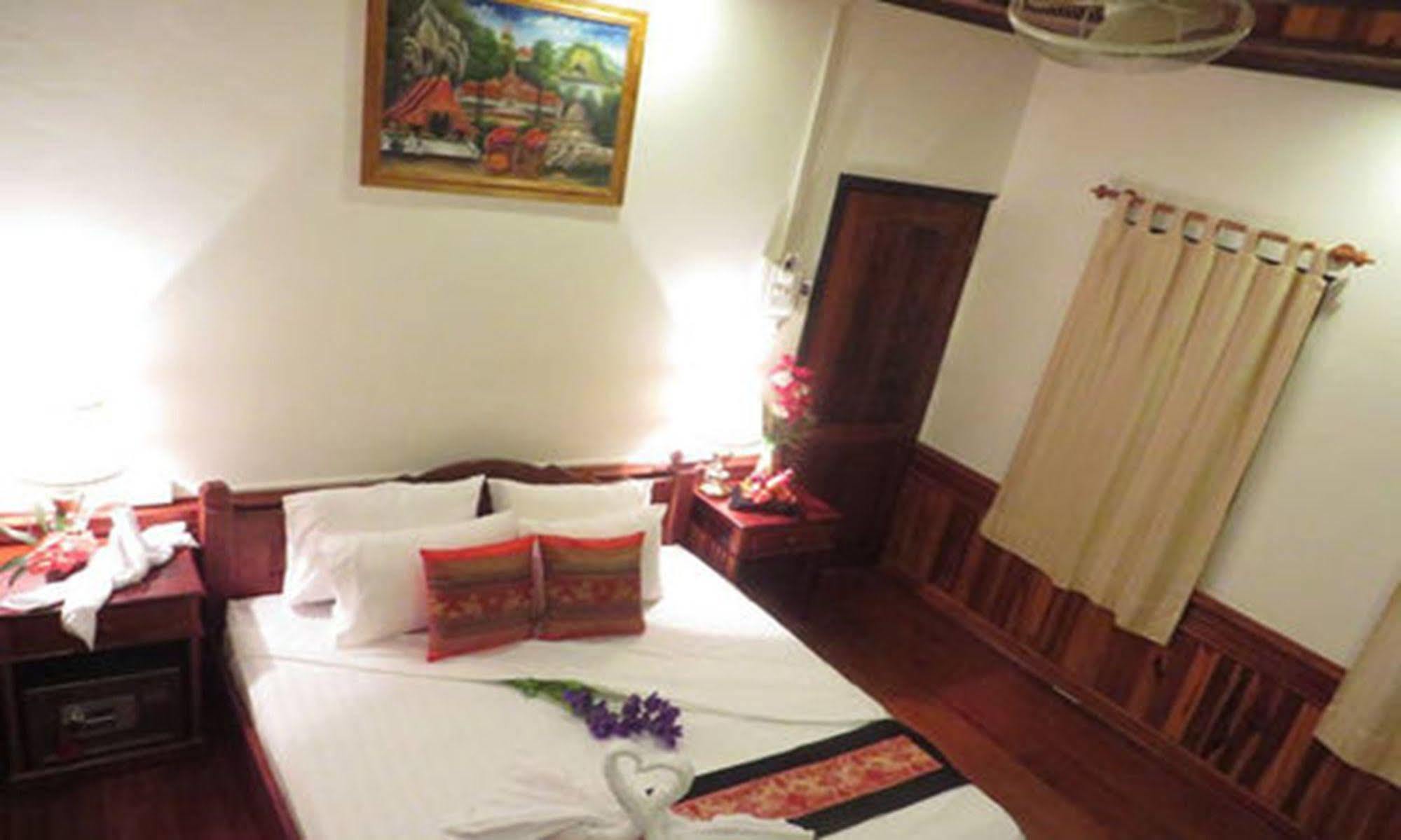 Luang Prabang Oudomlith Villa & Travel Экстерьер фото