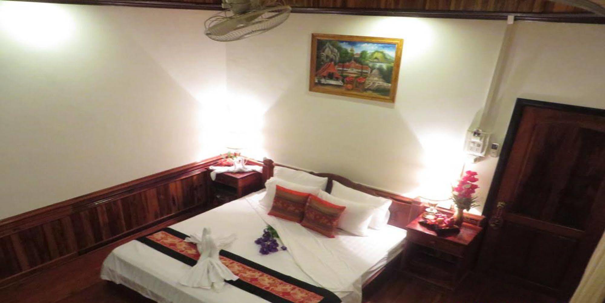 Luang Prabang Oudomlith Villa & Travel Экстерьер фото
